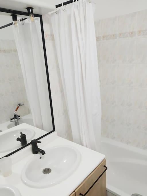 Superb Modern Apartment 克利希 外观 照片
