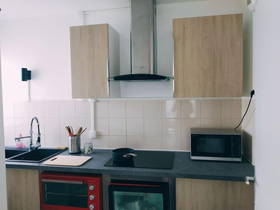 Superb Modern Apartment 克利希 外观 照片