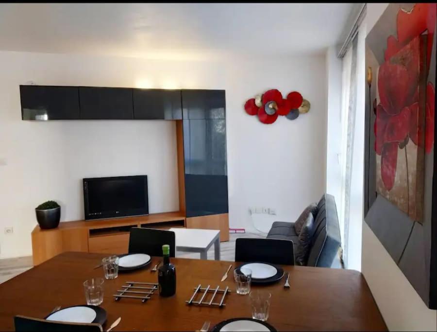 Superb Modern Apartment 克利希 外观 照片